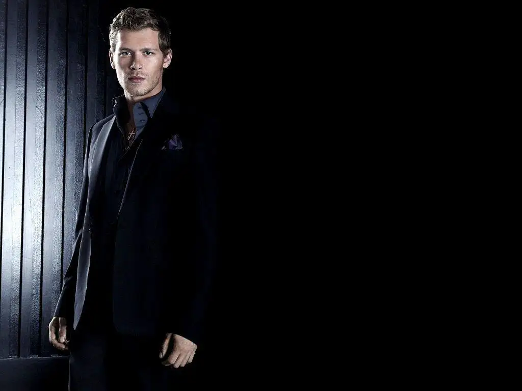 Famous_ESFJs_and_ESFJ_Celebrities_Joseph_Morgan